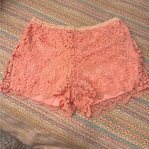 Limonata Peach Floral Lace Shorts – Size Large – Boho Scalloped Hem